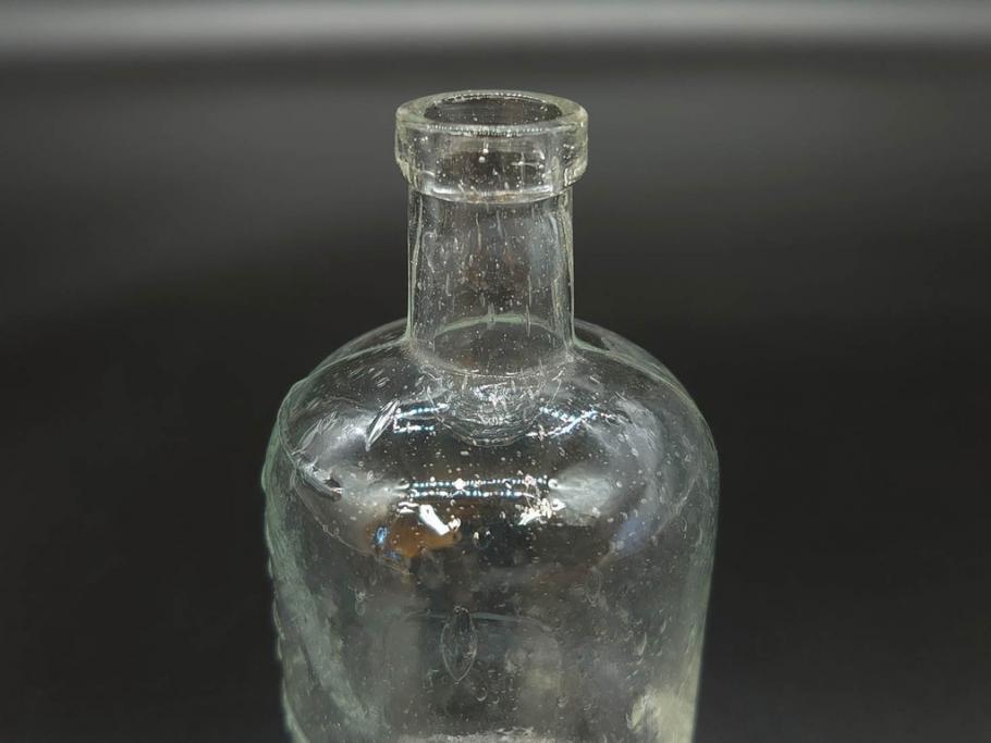 大正〜昭和初期　様々な用途に使える小瓶5個セット(気泡、ガラスビン、硝子、ボトル、薬瓶、花瓶、花入れ、花器)(R-077081)
