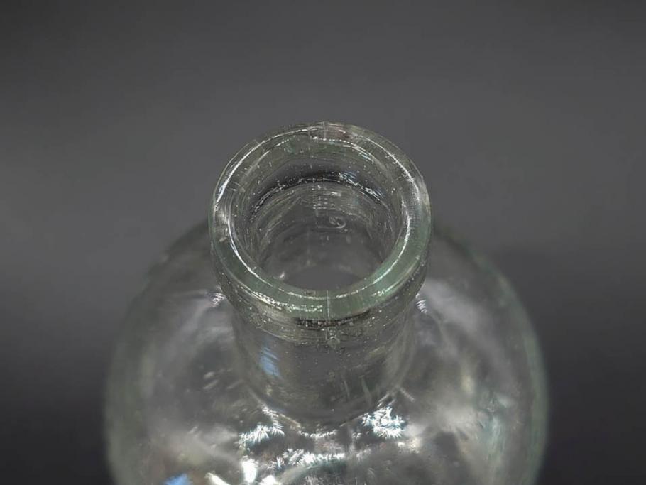 大正〜昭和初期　様々な用途に使える小瓶5個セット(気泡、ガラスビン、硝子、ボトル、薬瓶、花瓶、花入れ、花器)(R-077081)