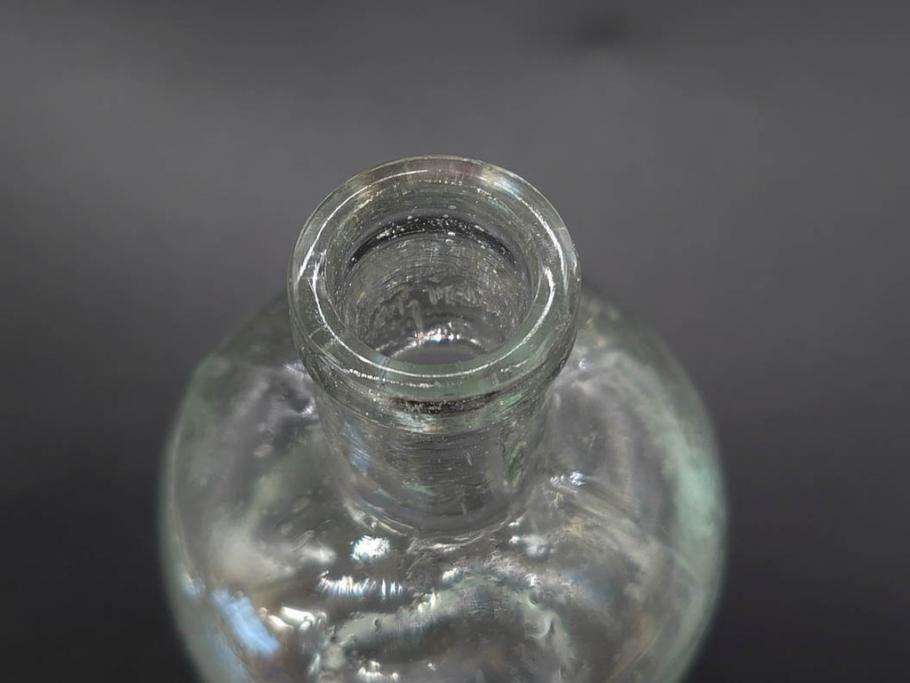 大正〜昭和初期　様々な用途に使える小瓶5個セット(気泡、ガラスビン、硝子、ボトル、薬瓶、花瓶、花入れ、花器)(R-077082)
