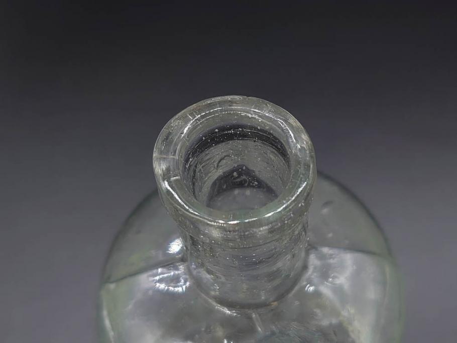 大正〜昭和初期　様々な用途に使える小瓶5個セット(気泡、ガラスビン、硝子、ボトル、薬瓶、花瓶、花入れ、花器)(R-077082)
