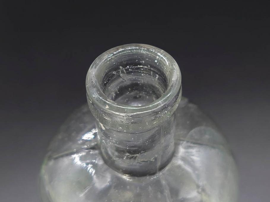 大正〜昭和初期　様々な用途に使える小瓶5個セット(気泡、ガラスビン、硝子、ボトル、薬瓶、花瓶、花入れ、花器)(R-077082)