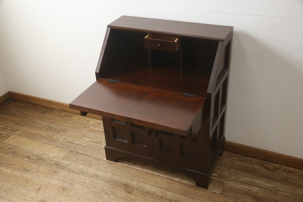 中古　美品　松本民芸家具　希少モデル　格子模様が特徴的なK型ライティングビューロー(ワークデスク、在宅ワーク用、簿記机、収納棚、戸棚)(R-058879)