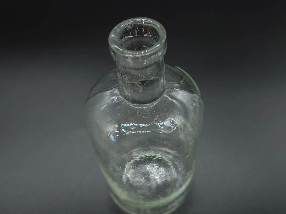 大正〜昭和初期　様々な用途に使える小瓶5個セット(気泡、ガラスビン、硝子、ボトル、薬瓶、花瓶、花入れ、花器)(R-077084)
