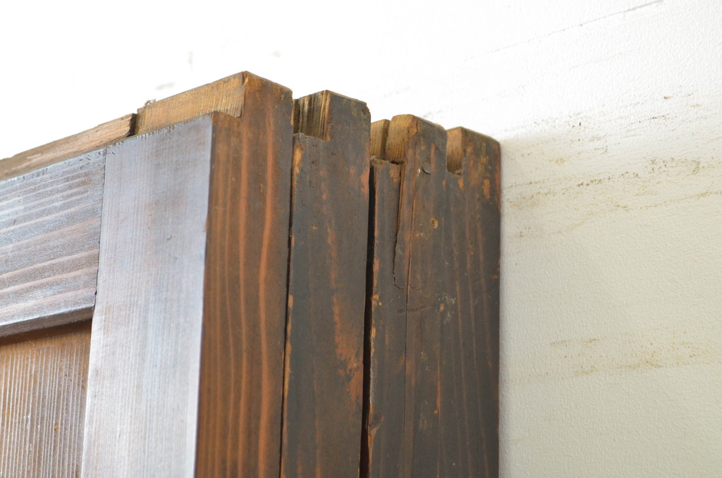 アンティーク建具　あたたかみのある木の風合いが感じられる帯戸4枚セット(板戸、引き戸)(R-064056)