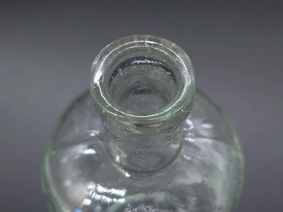 大正〜昭和初期　様々な用途に使える小瓶5個セット(気泡、ガラスビン、硝子、ボトル、薬瓶、花瓶、花入れ、花器)(R-077085)