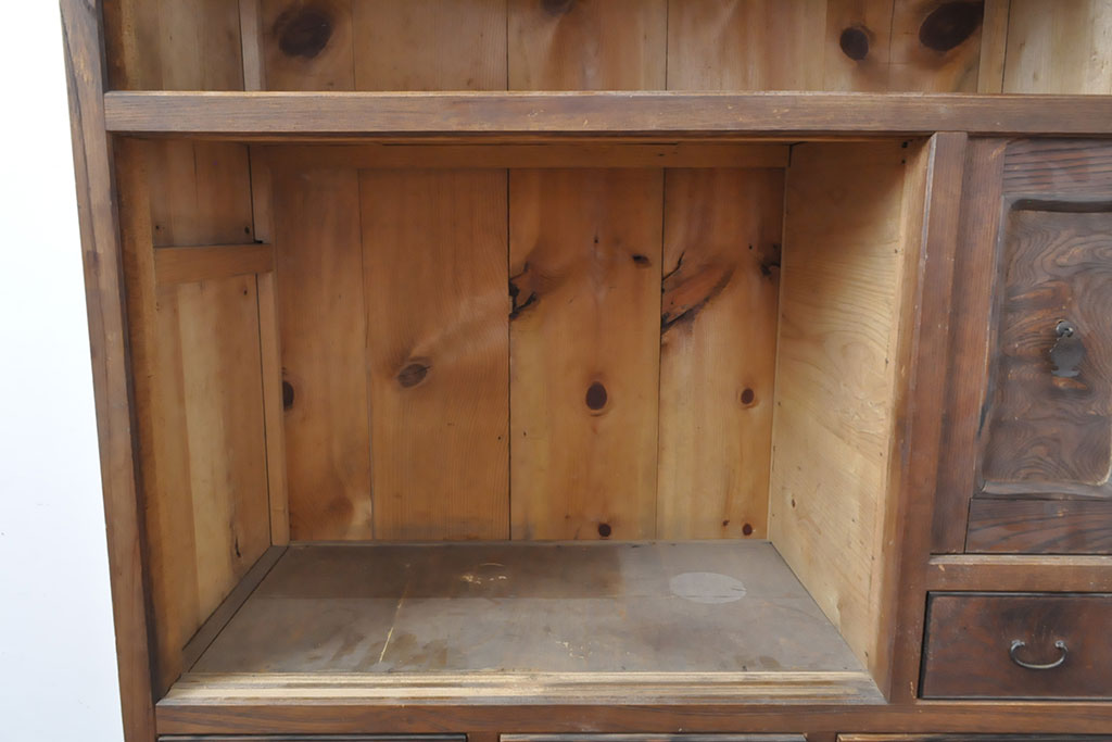 和製アンティーク　前面ケヤキ材　黒柿縁　異なる木目を楽しめる収納棚(戸棚、食器棚)(R-054147)