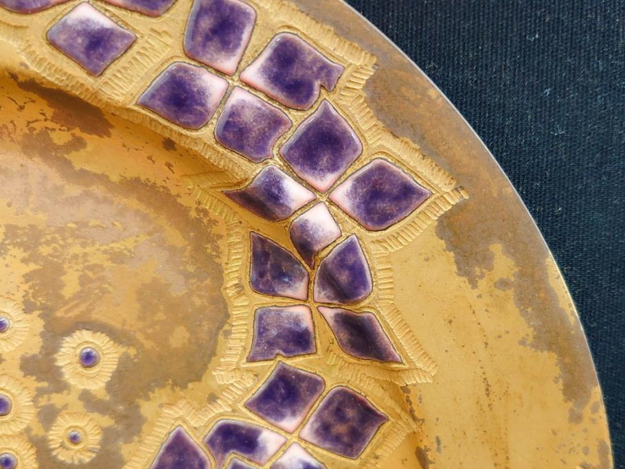 美彦銘　金彩花文七宝額　約24cm　8寸　紫陽花のデザインが際立つ飾皿(飾り皿、額皿、花、和皿、大皿、和食器、共箱付き、八寸)(R-078339)