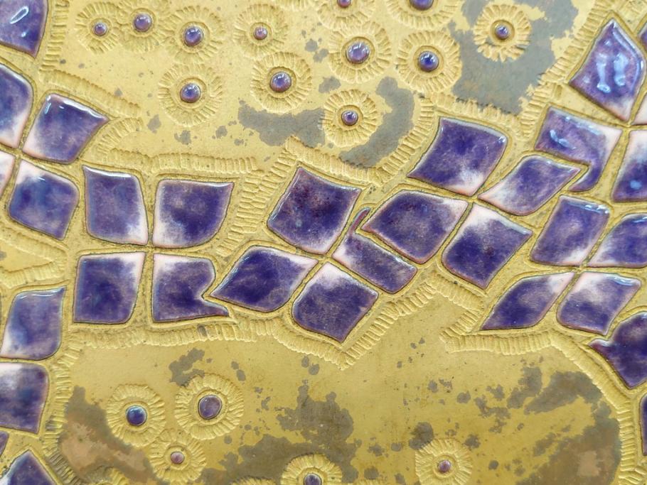美彦銘　金彩花文七宝額　約24cm　8寸　紫陽花のデザインが際立つ飾皿(飾り皿、額皿、花、和皿、大皿、和食器、共箱付き、八寸)(R-078339)