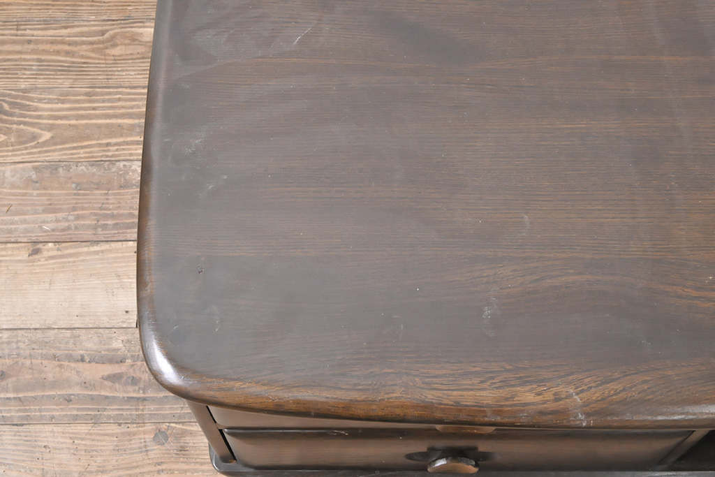 イギリスビンテージ　ERCOL(アーコール)　丸みのあるフォルムが愛らしい、希少なパンドラボックスコーヒーテーブル(センターテーブル、ローテーブル、ヴィンテージ)(R-054074)
