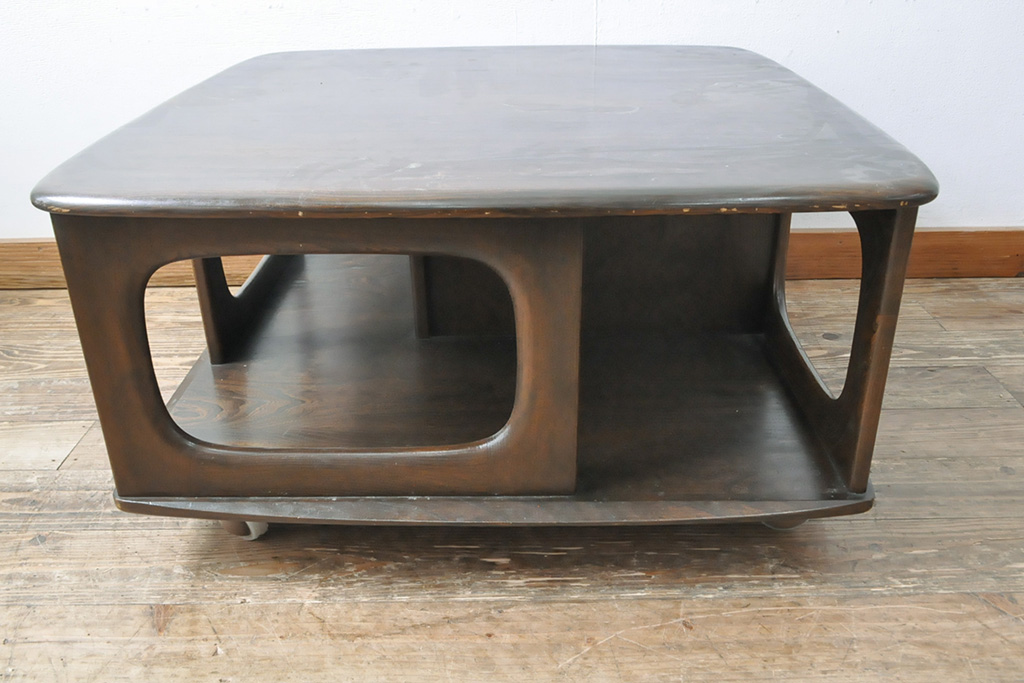 イギリスビンテージ　ERCOL(アーコール)　丸みのあるフォルムが愛らしい、希少なパンドラボックスコーヒーテーブル(センターテーブル、ローテーブル、ヴィンテージ)(R-054074)
