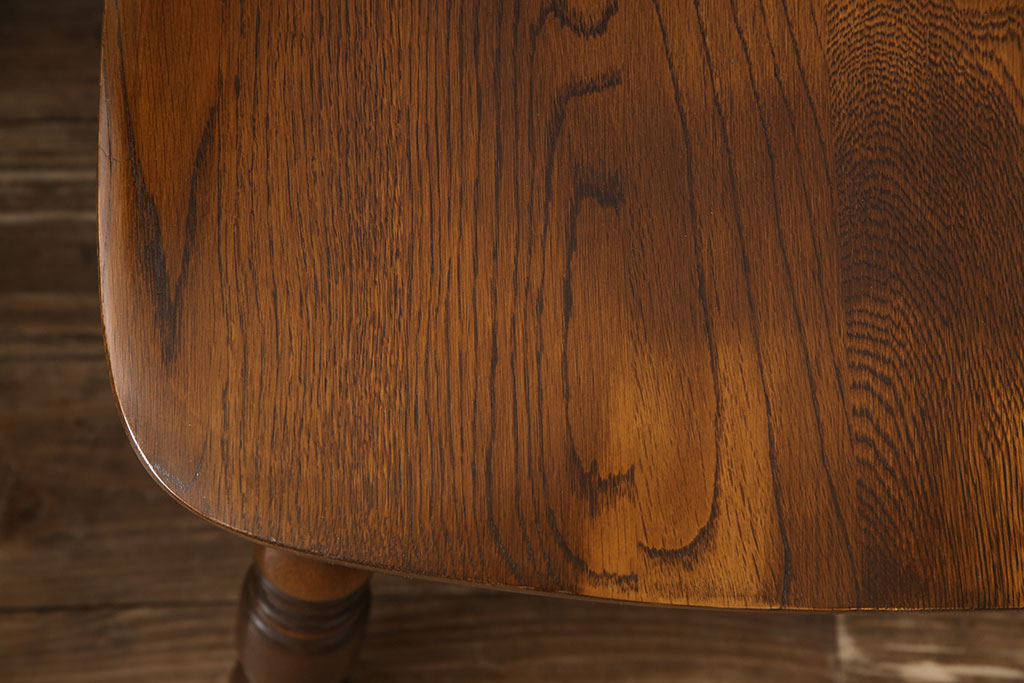 中古　超美品　秋山木工　ナラ材　上質なつくりが魅力的なダイニングチェア4脚セット(アームチェア、キャプテンチェア)(R-052429)