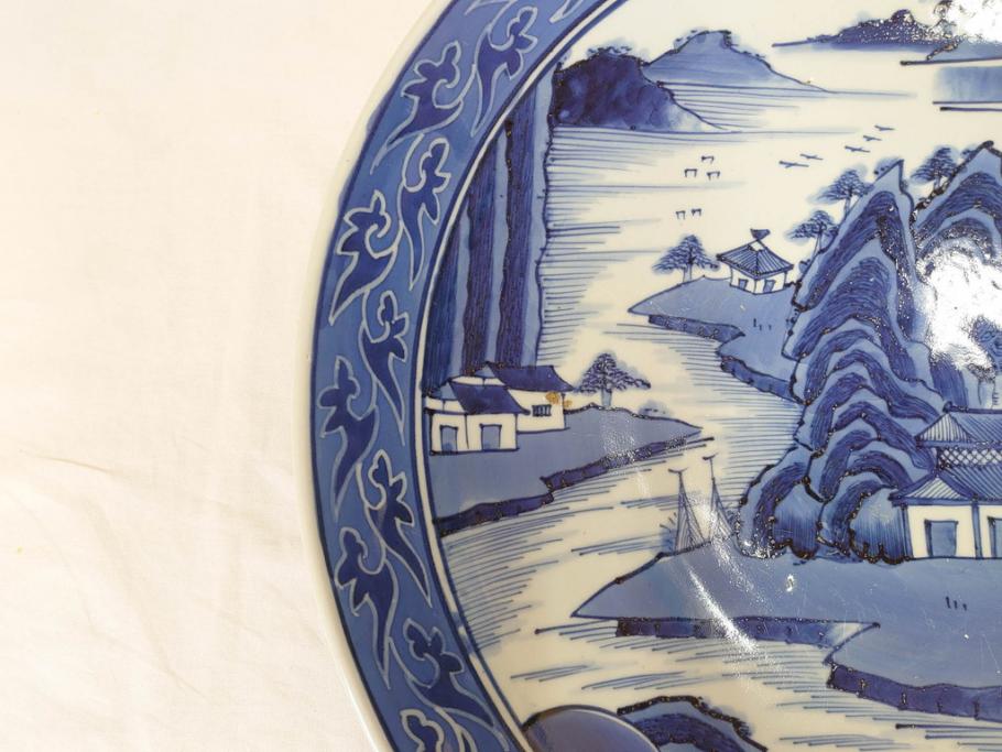 江戸期 古伊万里 染付 1尺5寸 約47cm 繊細に描かれた山水図が