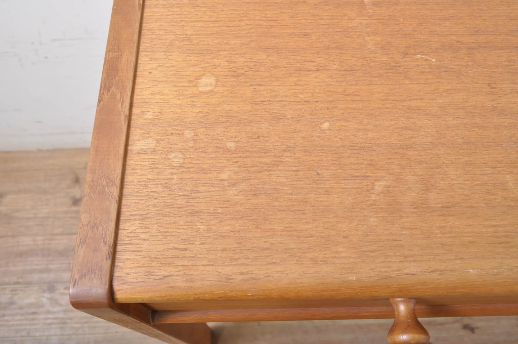 和製ビンテージ　伊勢丹取り扱い　チーク材のシンプルな平机(デスク、ワークデスク、在宅用、在宅ワーク用、引き出し、ヴィンテージ)(R-068969)