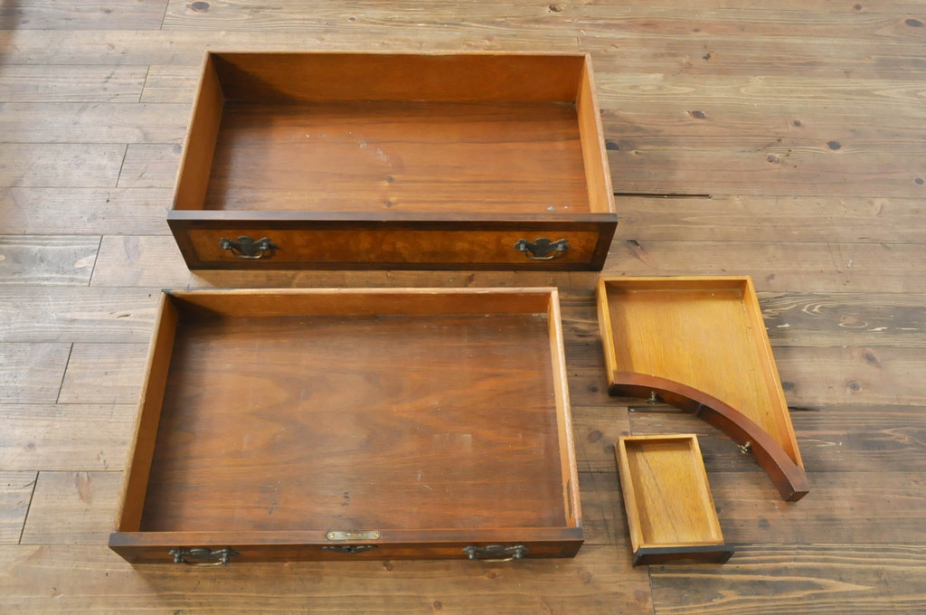 イギリスビンテージ　イギリス高級家具　ロスジョン(ROSJOHN)　イギリス王室御用達　マホガニー材　品のある佇まいが美しいライティングビューロー(ワークデスク、サイドチェスト、在宅用、在宅ワーク用、ヴィンテージ、英国)(R-076401)