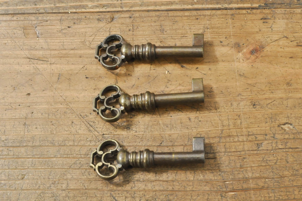 イギリスビンテージ　イギリス高級家具　ロスジョン(ROSJOHN)　イギリス王室御用達　マホガニー材　品のある佇まいが美しいライティングビューロー(ワークデスク、サイドチェスト、在宅用、在宅ワーク用、ヴィンテージ、英国)(R-076401)
