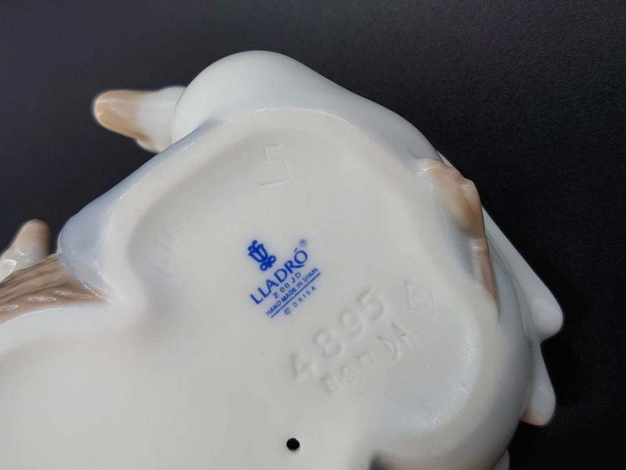 スペイン　リヤドロ　LLADRO　アヒルの家族　4895　高さ50cm　アヒル達の表情が可愛らしいフィギュリン(親子、ファミリー、置物、オブジェ、陶器人形、共箱付き)(R-078342)
