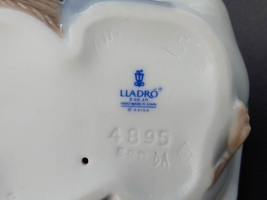 スペイン　リヤドロ　LLADRO　アヒルの家族　4895　高さ50cm　アヒル達の表情が可愛らしいフィギュリン(親子、ファミリー、置物、オブジェ、陶器人形、共箱付き)(R-078342)