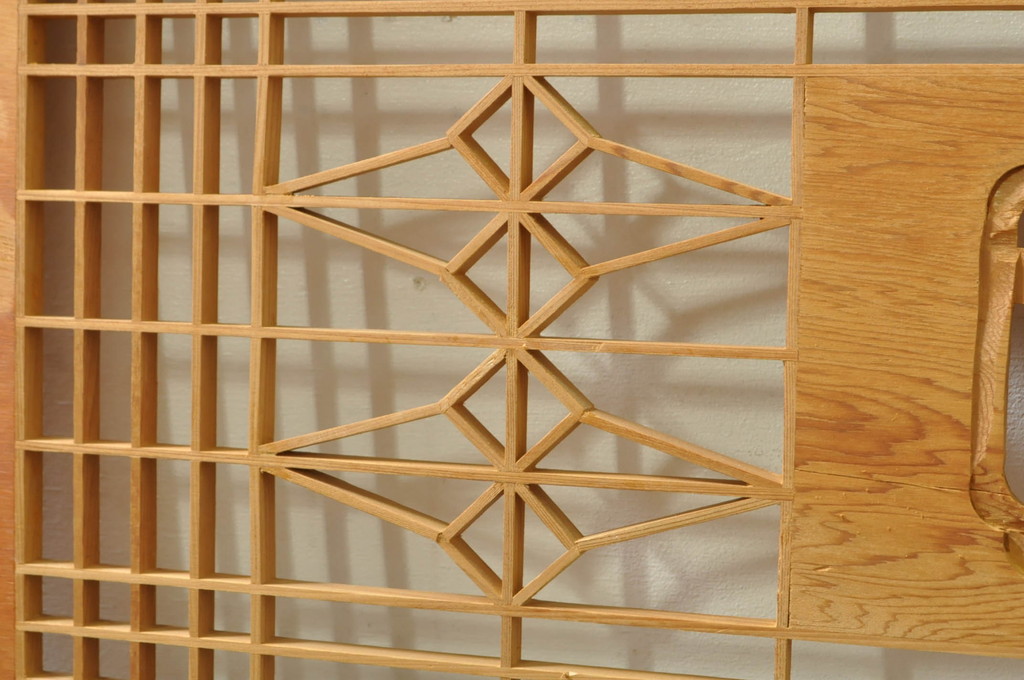 ビンテージ建具　松・鷲　彫刻と組子細工の組み合わせが美しい欄間2枚セット(明り取り、明かり取り、ランマ、ヴィンテージ)(R-076334)