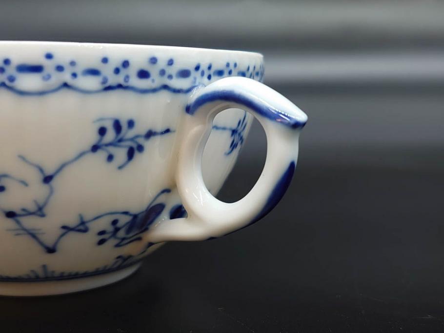 デンマーク　ROYAL COPENHAGEN(ロイヤルコペンハーゲン)　ブルーフルーテッド　ハーフレース　525　上品なデザインのティーカップ&ソーサー5客セット(洋食器、C&S)(R-078345)