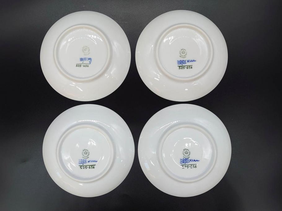 デンマーク　ROYAL COPENHAGEN(ロイヤルコペンハーゲン)　ブルーフルーテッド　ハーフレース　525　上品なデザインのティーカップ&ソーサー5客セット(洋食器、C&S)(R-078345)