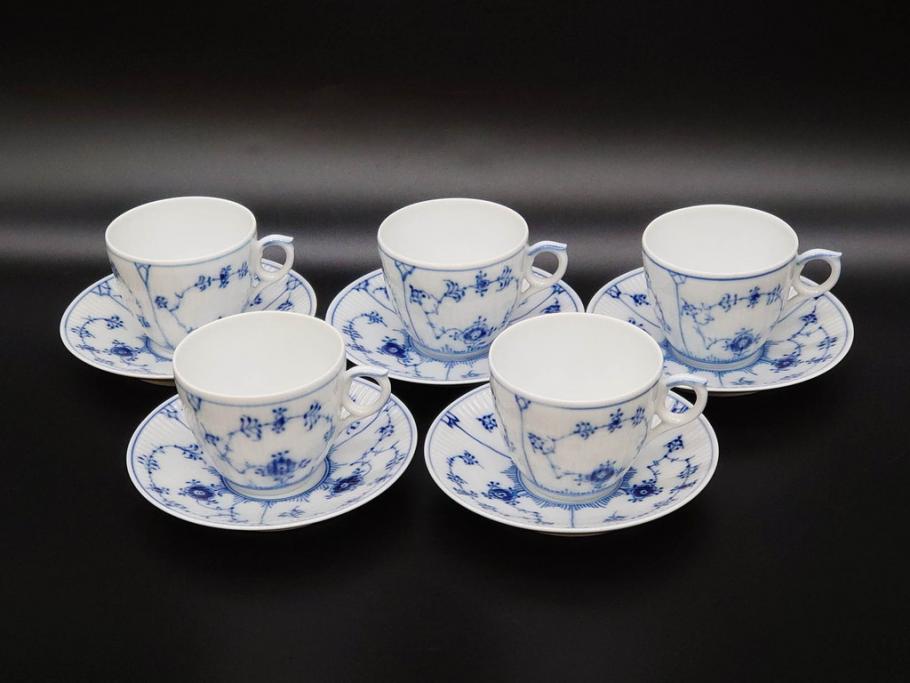 デンマーク　ROYAL COPENHAGEN(ロイヤルコペンハーゲン)　ブルーフルテッド プレイン　繊細な絵付けがエレガントなコーヒーカップ&ソーサー5客セット(洋食器、C&S)(R-078346)