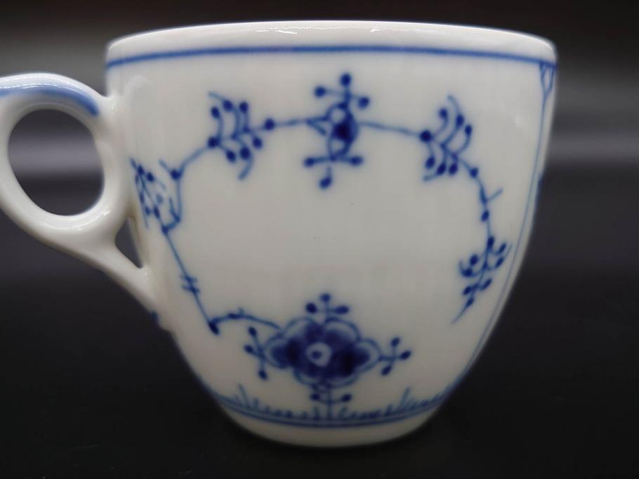 デンマーク　ROYAL COPENHAGEN(ロイヤルコペンハーゲン)　ブルーフルテッド プレイン　繊細な絵付けがエレガントなコーヒーカップ&ソーサー5客セット(洋食器、C&S)(R-078346)
