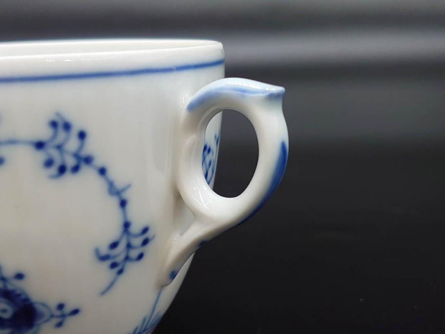 デンマーク　ROYAL COPENHAGEN(ロイヤルコペンハーゲン)　ブルーフルテッド プレイン　繊細な絵付けがエレガントなコーヒーカップ&ソーサー5客セット(洋食器、C&S)(R-078346)