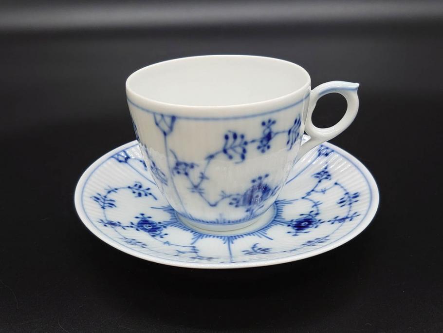 デンマーク　ROYAL COPENHAGEN(ロイヤルコペンハーゲン)　ブルーフルテッド プレイン　繊細な絵付けがエレガントなコーヒーカップ&ソーサー5客セット(洋食器、C&S)(R-078346)