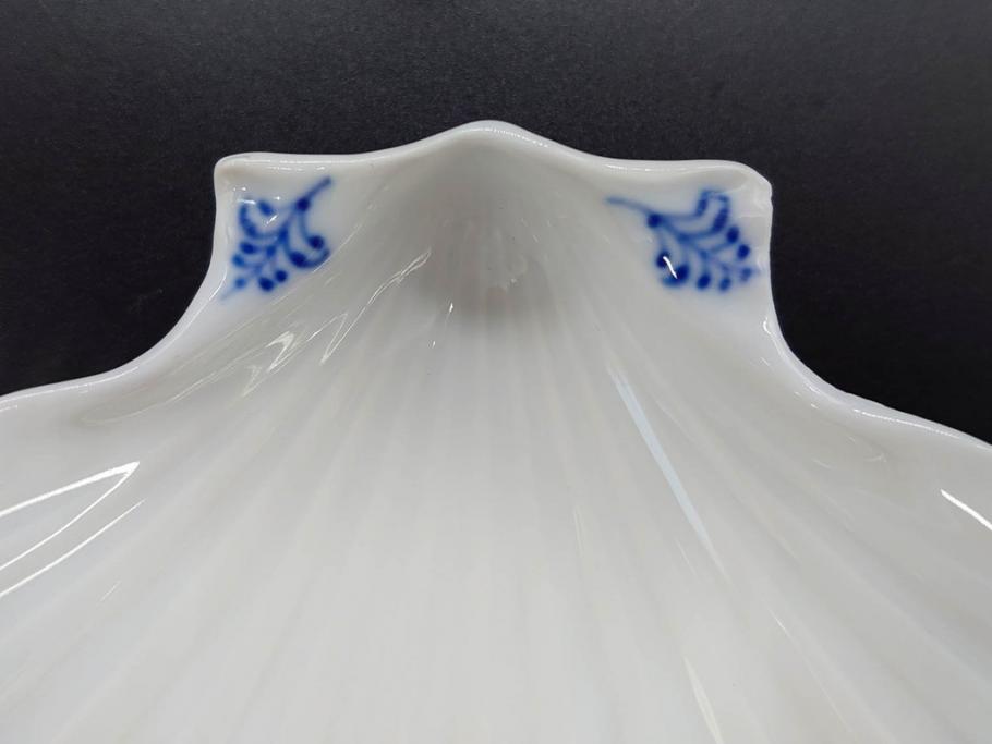 デンマーク　ROYAL COPENHAGEN(ロイヤルコペンハーゲン)　ブルーフルーテッド　プレイン　ブルーコペンハーゲン　様々なシーンに対応できるプレート5枚・シェルディッシュ・ボウルセット(皿、深皿、小皿、変形皿、貝、花柄、洋食器)(R-078347)
