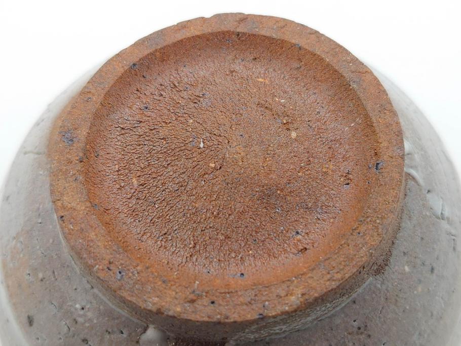 西岡小十　小次郎窯　絵唐津　上質な和の雰囲気漂う茶碗(抹茶碗、茶道具、茶器、和食器、共箱付き)(R-070968)