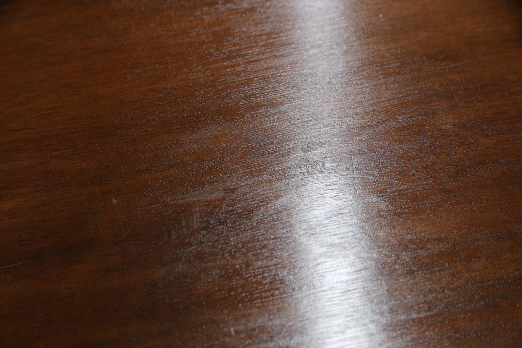 中古　美品　ヘンレドン(HENREDON)　マホガニー材の濃淡の色合いが楽しめるサイドチェスト(サイドボード、引き出し)(定価約80万円)(R-057509)