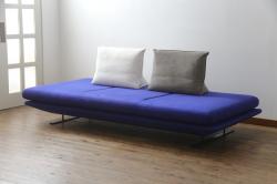 中古　美品　2022年購入　Ligne roset(リーン・ロゼ)　ROSETPrado(ロゼプラド)　デザイン性にこだわりを感じるスタイリッシュな3Pソファ(リーンロゼ、3人掛けソファ、三人掛け、トリプルソファ)(R-075970)