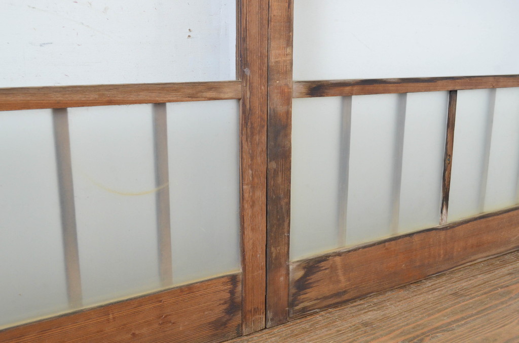 アンティーク建具　経年を感じる風合いが魅力のガラス戸3枚セット(引き戸)(R-064108)