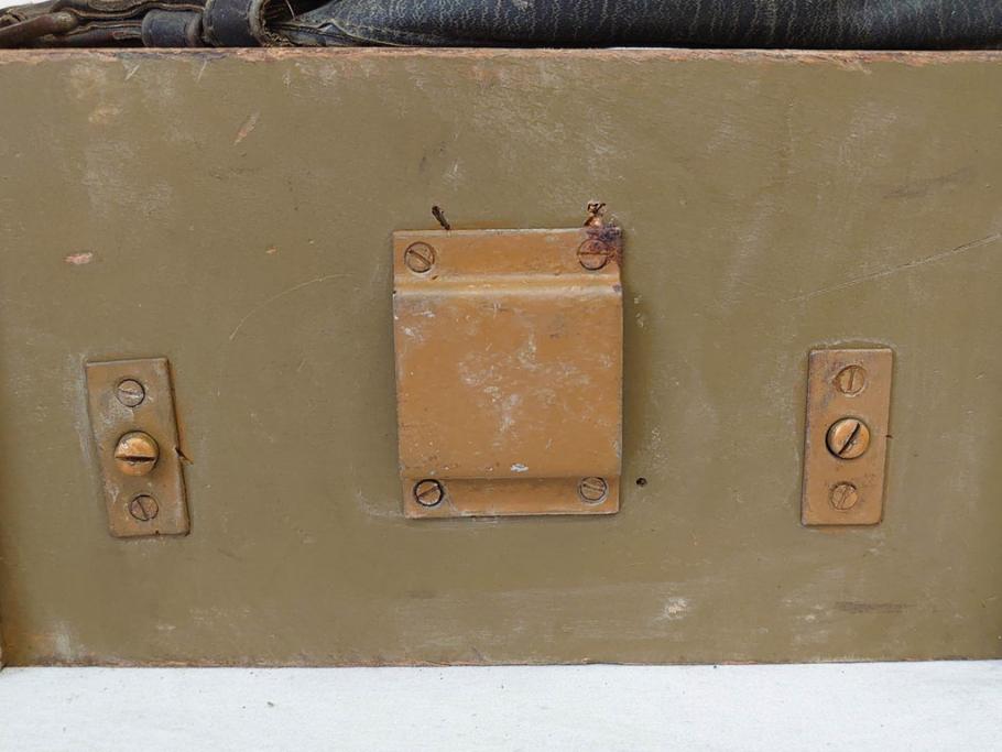 ジャンク品　旧日本軍　陸軍　富士通信機製造株式会社　特殊携帯電話機2点(有線、野戦電話、野外電話機)(R-078352)