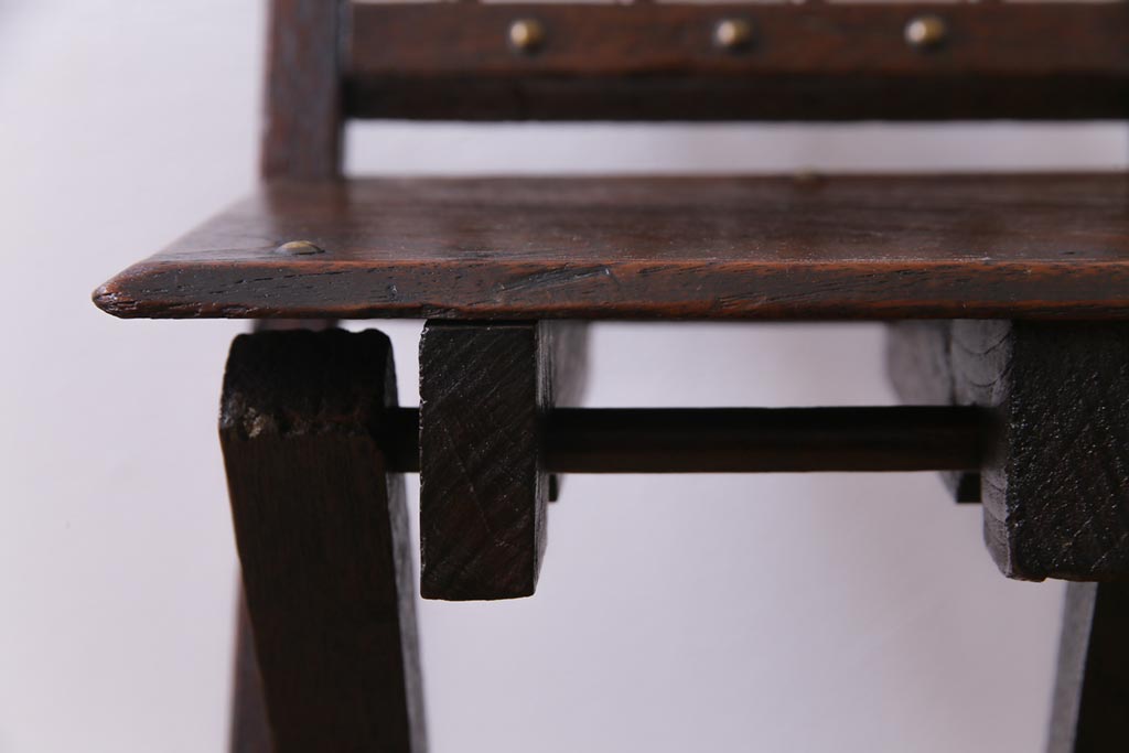 アンティーク家具　イギリス製　オーク材　アンティークの風合いがお洒落なフォールディングチェア(折り畳みチェア、椅子)