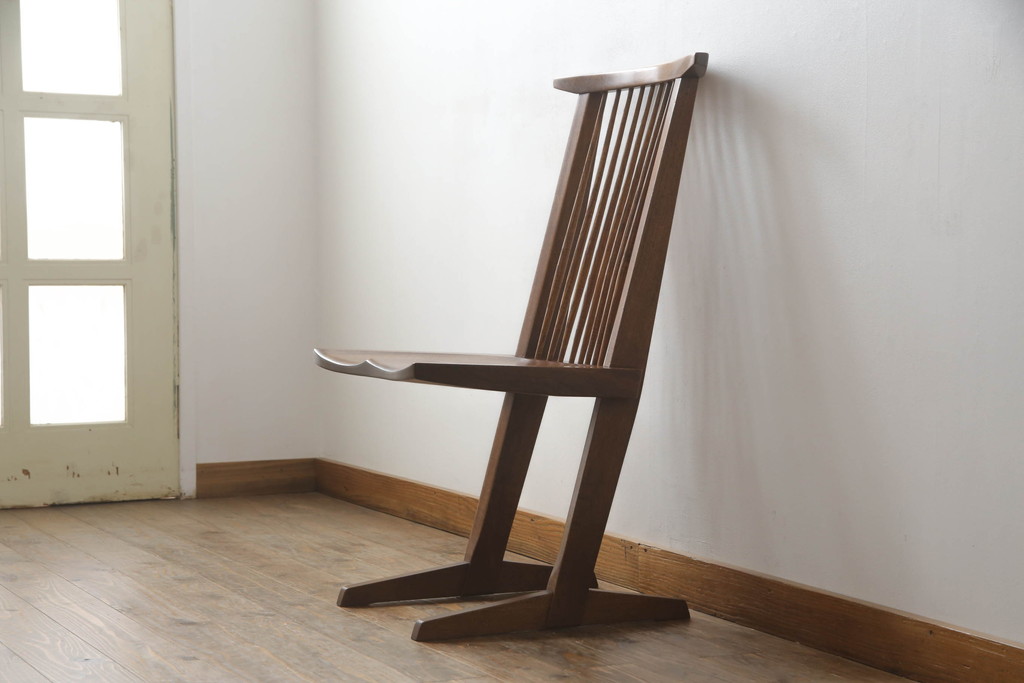 アメリカビンテージ　レア　ジョージナカシマ　刻印なしの年代もの!!　小田急ハルク購入　コノイドチェア(CONOID CHAIR)　CN101　スタイリッシュな佇まいのサイドチェア(ジョージ・ナカシマ、板座チェア、ダイニングチェア、椅子、イス)(R-068123)