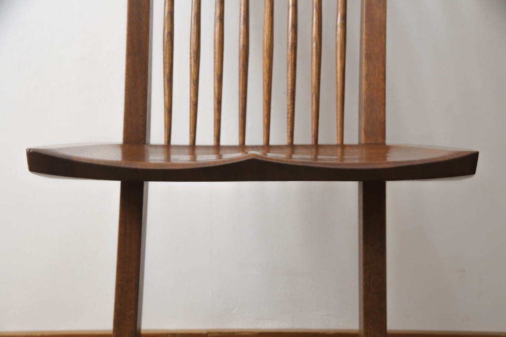 アメリカビンテージ　レア　ジョージナカシマ　刻印なしの年代もの!!　小田急ハルク購入　コノイドチェア(CONOID CHAIR)　CN101　スタイリッシュな佇まいのサイドチェア(ジョージ・ナカシマ、板座チェア、ダイニングチェア、椅子、イス)(R-068123)