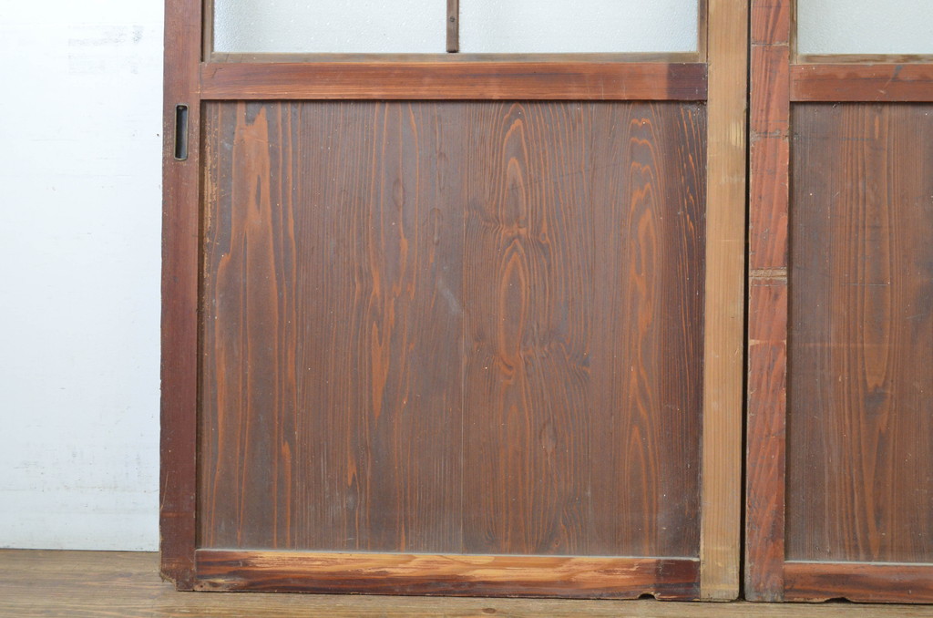 アンティーク建具　経年を感じる風合いが魅力のガラス帯戸2枚セット(引き戸、板戸)(R-064118)