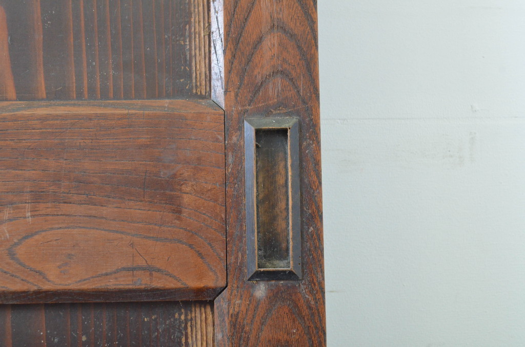 アンティーク建具　枠欅(ケヤキ)材　趣のある和空間におすすめの幅広帯戸2枚セット(板戸、引き戸)(R-064124)