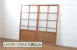 【セミオーダー家具実例】アンティークの格子戸2枚組に高品質リペアを施しました。お客様から頂いた図面通りにリサイズ。当店オリジナルガラスの麻の葉模様ガラスに変更。色は入れるが、なるべく薄くとのご希望。(引き戸、建具)