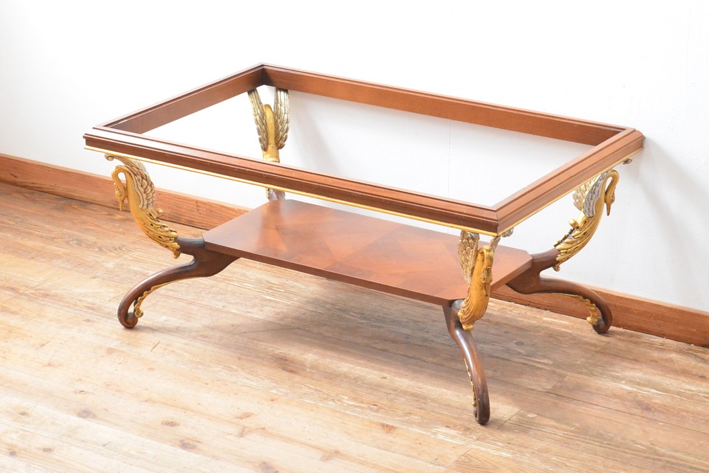 中古　美品　イタリア　六本木アピス　ガラス天板　白鳥デザインが気品あふれるセンターテーブル(リビングテーブル、ローテーブル)(R-059202)