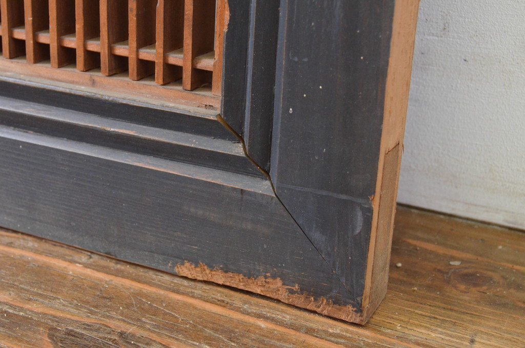 アンティーク建具　整然と並んだ格子が美しい大振りな筬欄間2枚セット(明かり取り、明り取り、オサランマ、おさらんま)(R-064336)