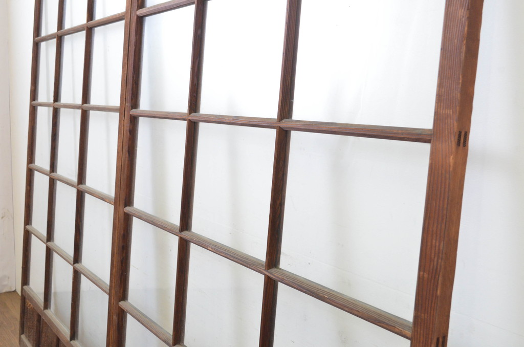 アンティーク建具　上品な和の空間づくりにおすすめの幅広ガラス戸2枚セット(引き戸)(R-064131)