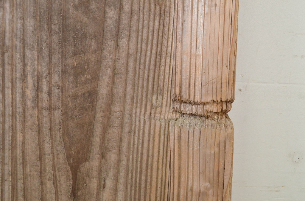 アンティーク建具　杉材　枯れた味わいのある蔵戸1枚(玄関戸、木製戸、引き戸)(R-064138)
