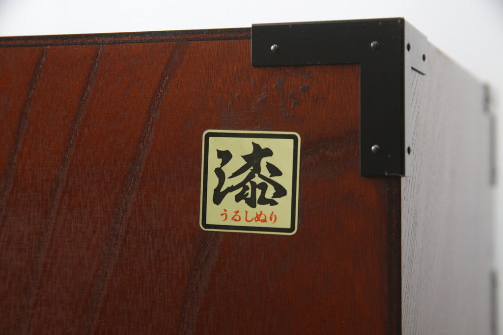 中古　美品!!　漆塗り　仙台民芸箪笥(仙台箪笥)　力強い杢目が目を引く車箪笥(小箪笥、収納タンス、チェスト、引き出し)(定価約55万円)(R-072025)