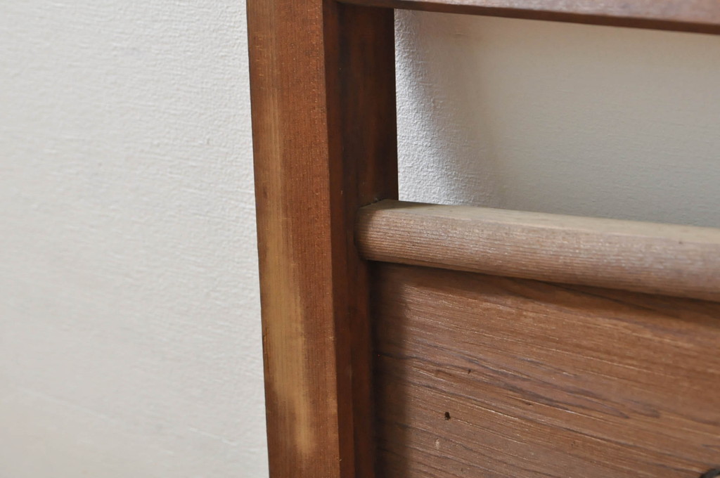 アンティーク建具　かわいらしい波千鳥の透かし彫り入り欄間2枚セット(明り取り、明かり取り)(R-076358)