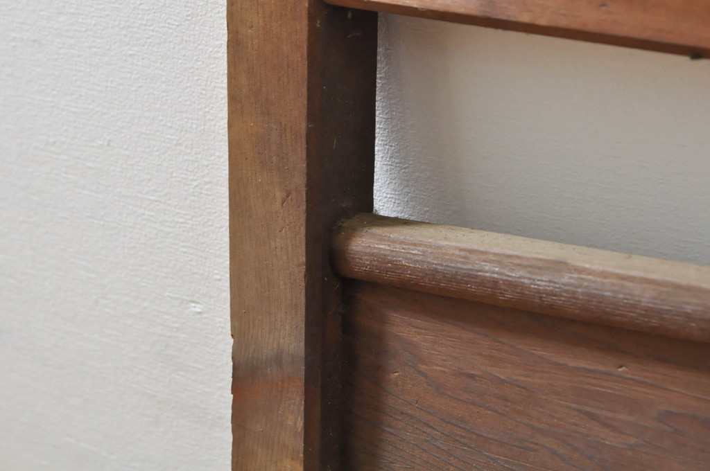 アンティーク建具　かわいらしい波千鳥の透かし彫り入り欄間2枚セット(明り取り、明かり取り)(R-076358)
