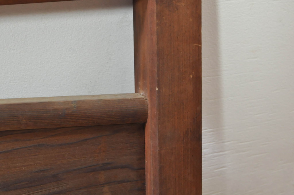 アンティーク建具　かわいらしい波千鳥の透かし彫り入り欄間2枚セット(明り取り、明かり取り)(R-076358)
