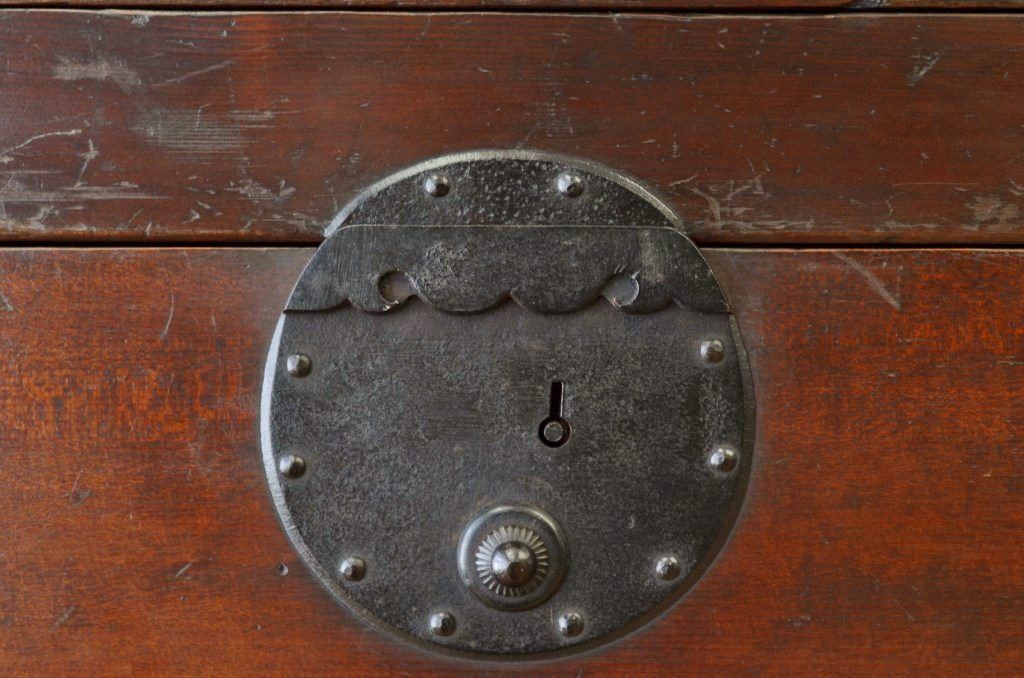 極上美品!シックな二段重ね時代箪笥帳場箪笥