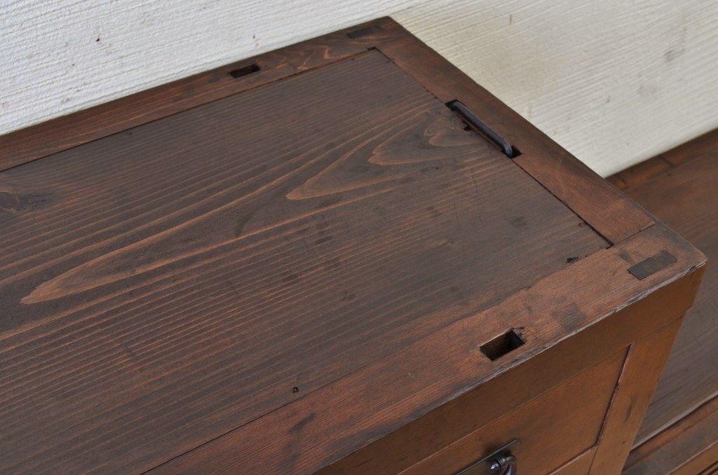 極上美品!シックな二段重ね時代箪笥帳場箪笥
